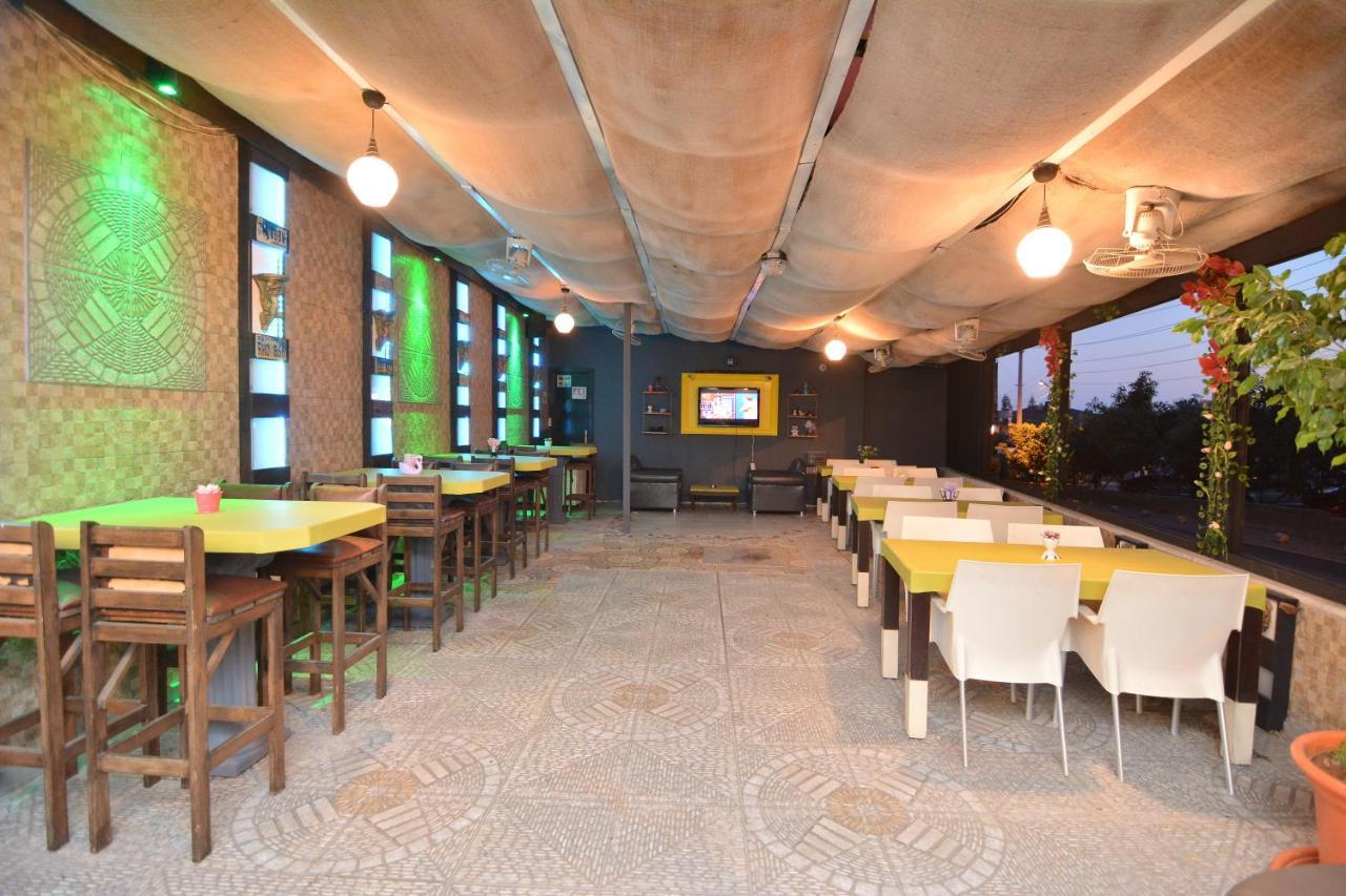 Rose Garden Apart Hotel 阿拉尼亚 外观 照片