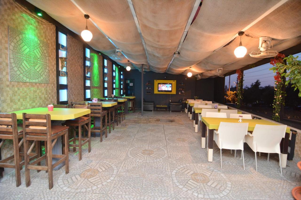 Rose Garden Apart Hotel 阿拉尼亚 外观 照片