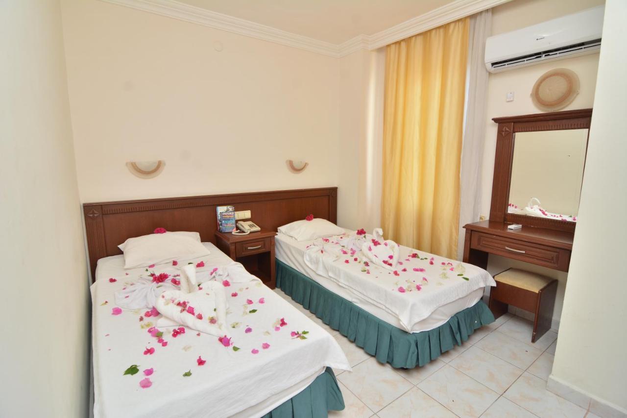 Rose Garden Apart Hotel 阿拉尼亚 外观 照片